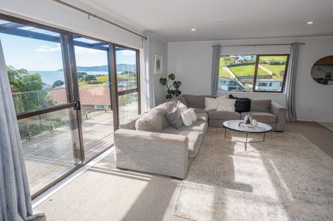 Photo of property in 19 Stratford Drive, Cable Bay, 0420