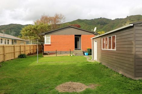 Photo of property in 41 Wise Street, Wainuiomata, Lower Hutt, 5014