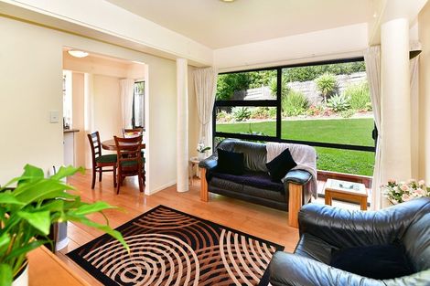 Photo of property in 148 Red Beach Road, Red Beach, 0932