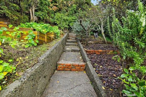 Photo of property in 21 Charlotte Avenue, Brooklyn, Wellington, 6021