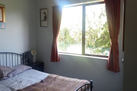 Photo of property in 121 Southdown Drive, Martinborough, 5781