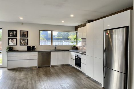 Photo of property in 16 Cockle Lane, Waimairi Beach, Christchurch, 8083