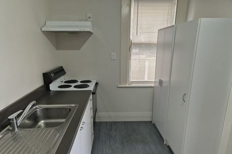 Photo of property in 11 Amesbury Street, Palmerston North, 4410