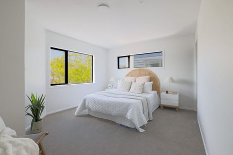 Photo of property in 272 Fergusson Drive, Heretaunga, Upper Hutt, 5018