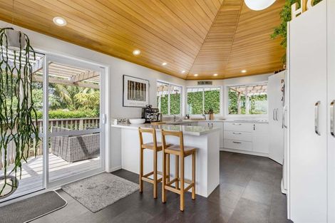 Photo of property in 23a Aberdeen Road, Castor Bay, Auckland, 0620