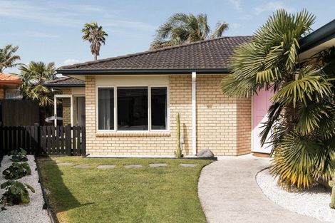 Photo of property in 11 Clydesdale Close, Papamoa Beach, Papamoa, 3118