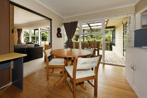 Photo of property in 17 Golf Road, New Lynn, Auckland, 0600