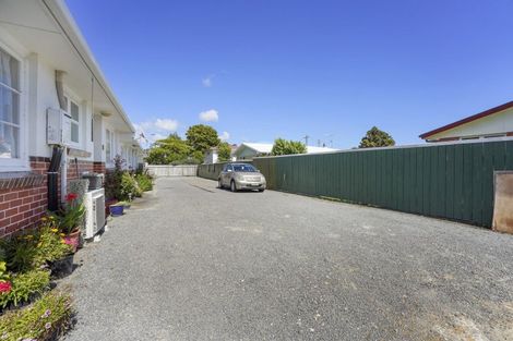 Photo of property in 2 Lane Street, Wallaceville, Upper Hutt, 5018