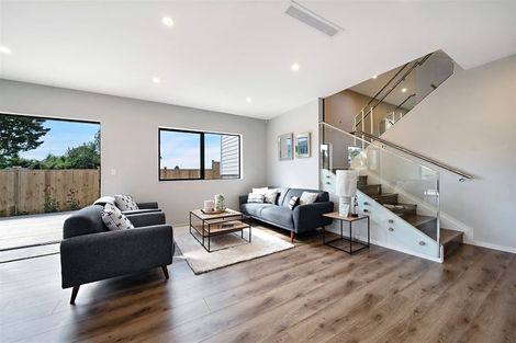 Photo of property in 18 Cirrus Way, Ranui, Auckland, 0612