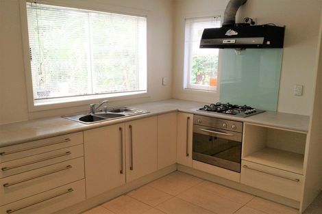 Photo of property in 352 Lake Road, Takapuna, Auckland, 0622