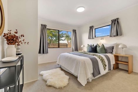 Photo of property in 2/83 Gloucester Road, Mount Maunganui, 3116