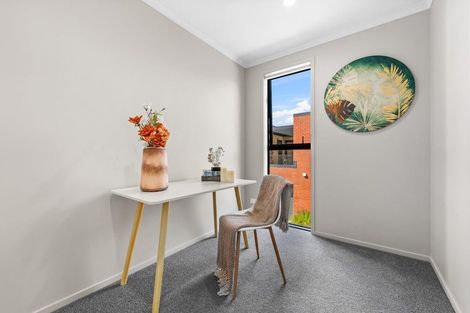 Photo of property in 5 Kerewhenua Crescent, Hobsonville, Auckland, 0616