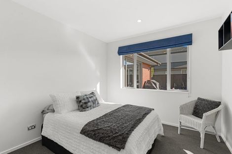 Photo of property in 18 Westpark Drive, Burnside, Christchurch, 8053