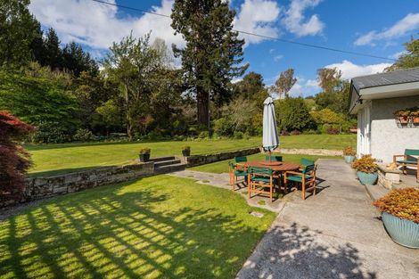 Photo of property in 48 Paraekaretu Street, Hunterville, 4730