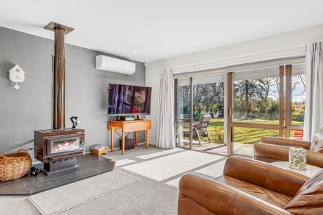 Photo of property in 2 Terrace Road, Leithfield, Amberley, 7481