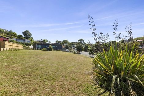 Photo of property in 1 Harakeke Place, Raglan, 3225