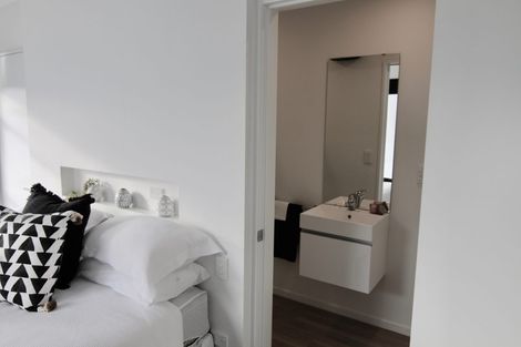 Photo of property in 138d Holly Road, St Albans, Christchurch, 8014