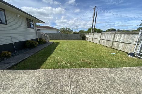 Photo of property in 47 Sullivan Avenue, Mangere Bridge, Auckland, 2022
