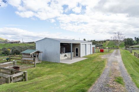 Photo of property in 95 Ohinepanea Road, Pukehina, Te Puke, 3186