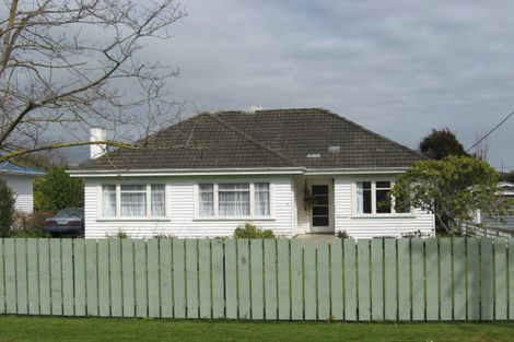 Photo of property in 9 Read Street, Levin, 5510