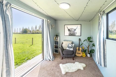 Photo of property in 34 Admiral Road, Gladstone, Masterton, 5883