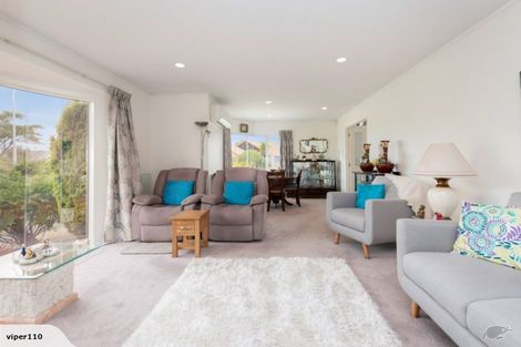 Photo of property in 2/2 Embleton Close, Northpark, Auckland, 2013