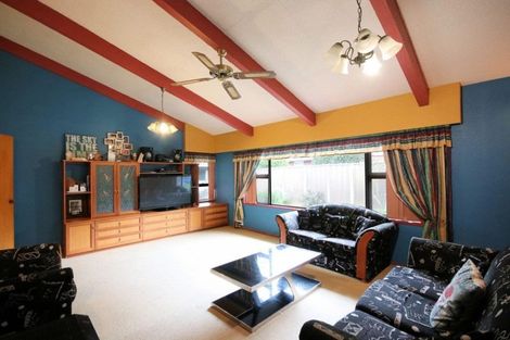 Photo of property in 35 Hinemotu Avenue, Kawerau, 3127