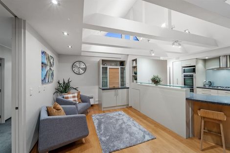 Photo of property in 29 Quebec Road, Milford, Auckland, 0620