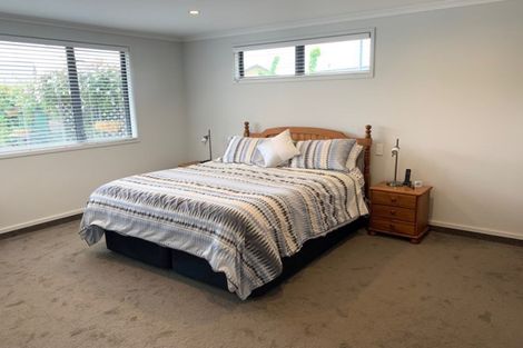 Photo of property in 28 Matthews Crescent, Cromwell, 9310