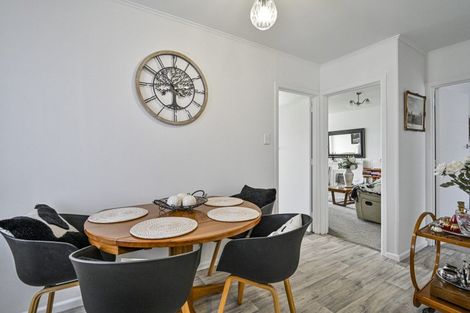 Photo of property in 1/403 Sylvan Road, Parkvale, Hastings, 4122