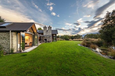 Photo of property in 837f Lake Hawea-albert Town Road, Albert Town, Wanaka, 9382