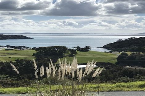 Photo of property in 121 Stratford Drive, Cable Bay, 0420