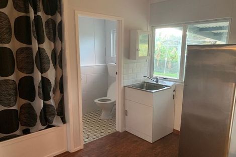 Photo of property in 3 Bush Point Road, Cable Bay, 0420