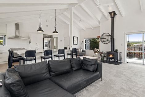 Photo of property in 7 Silich Street, Acacia Bay, Taupo, 3330