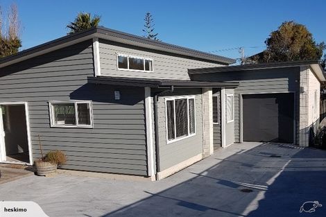 Photo of property in 136b Karewa Parade, Papamoa Beach, Papamoa, 3118