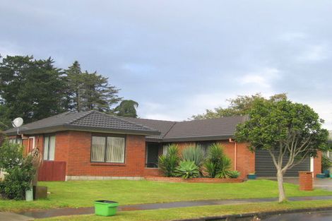 Photo of property in 14 Lutana Place, Burswood, Auckland, 2013