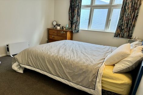 Photo of property in 336 Karori Road, Karori, Wellington, 6012