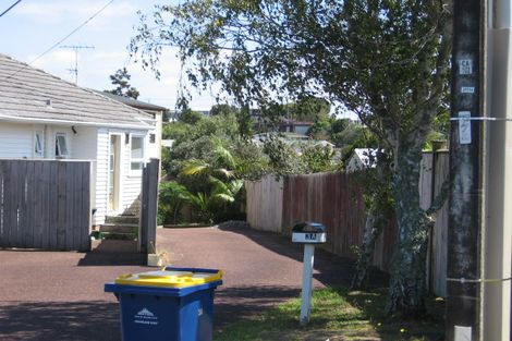 Photo of property in 2/3 Domain Road, Glenfield, Auckland, 0629