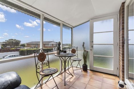 Photo of property in 2/1 The Link, Howick, Auckland, 2010