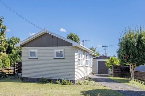 Photo of property in 16 Marsden Street, Levin, 5510