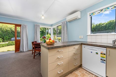 Photo of property in 6 Waugh Street, Kimbolton, 4777