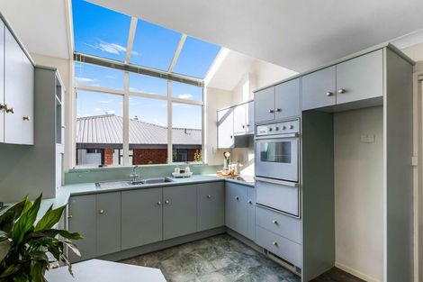 Photo of property in 43 Aotea Crescent, Gore, 9710