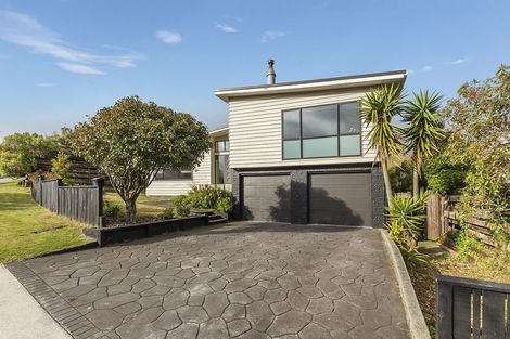 Photo of property in 24 Eskdale Road, Papakowhai, Porirua, 5024