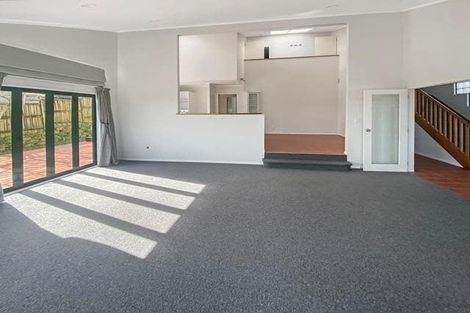 Photo of property in 24 Taroka Close, Pinehill, Auckland, 0632