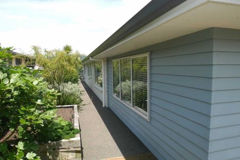 Photo of property in 36 San Priamo Place, Paraparaumu Beach, Paraparaumu, 5032