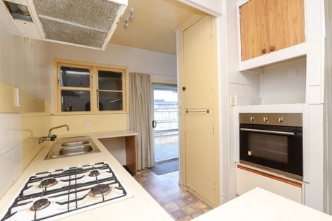 Photo of property in 2 Casey Avenue, Fairfield, Hamilton, 3214