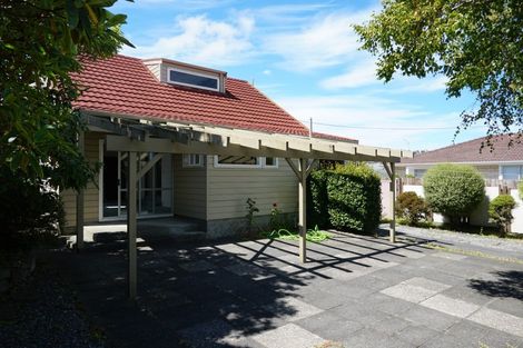 Photo of property in 39b Parkvale Road, Karori, Wellington, 6012