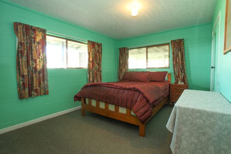 Photo of property in 5 John Street, Raglan, 3225