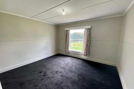 Photo of property in 122 Tawa Road, Kumeu, 0891