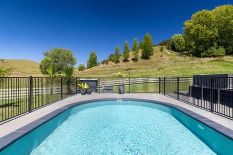 Photo of property in 224 Seafield Road, Eskdale, Napier, 4182